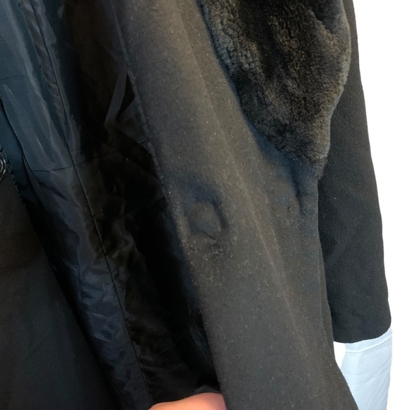 Liz Claiborne Black Faux Fur Collar Long Pea Coat. Size Large. - Picture 3 of 13